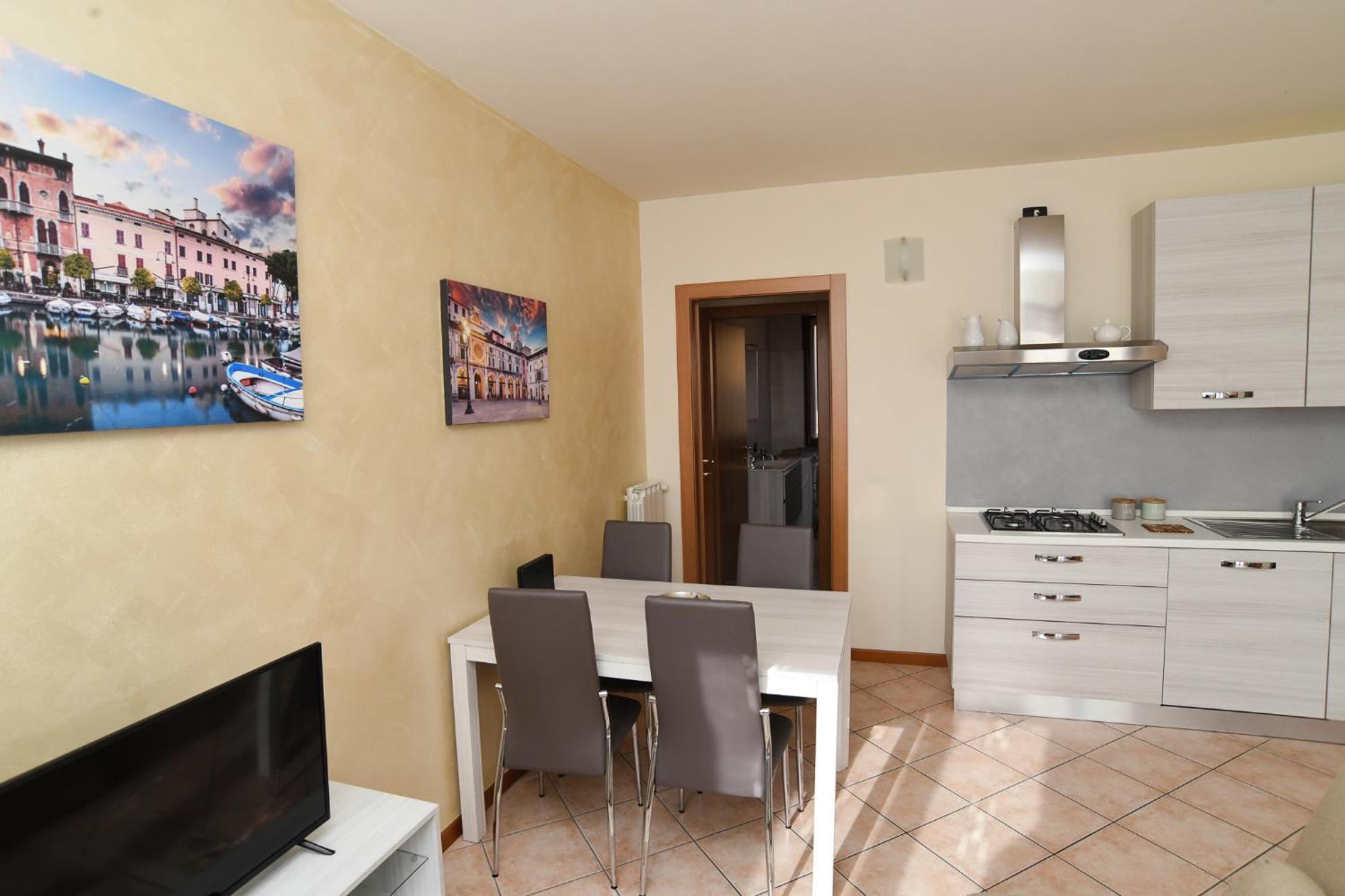 Rovato Entire Apartment In The Capital Of Franciacorta Exterior foto